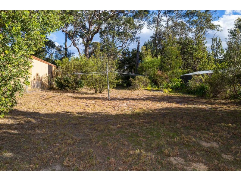 22 Candlagan Drive, Broulee NSW 2537