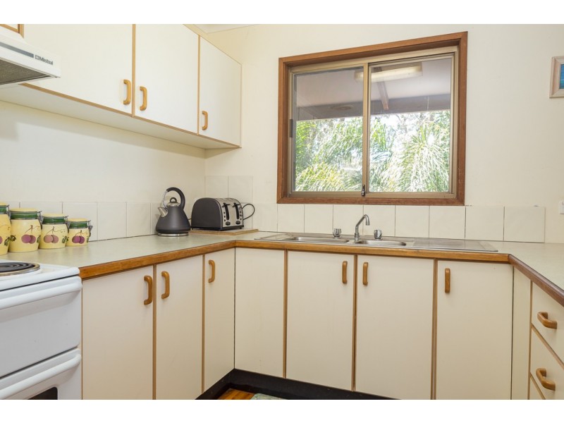 23 Clarke Street, Broulee NSW 2537