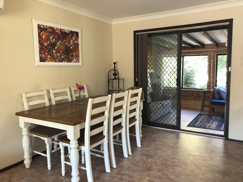 11 Cambridge Crescent, Broulee NSW 2537