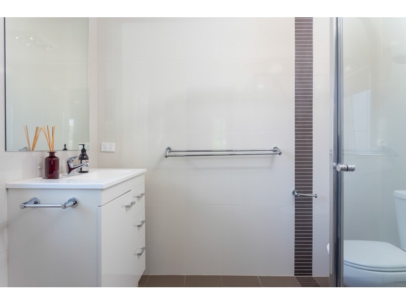 7 John Penn Drive, Tomakin NSW 2537