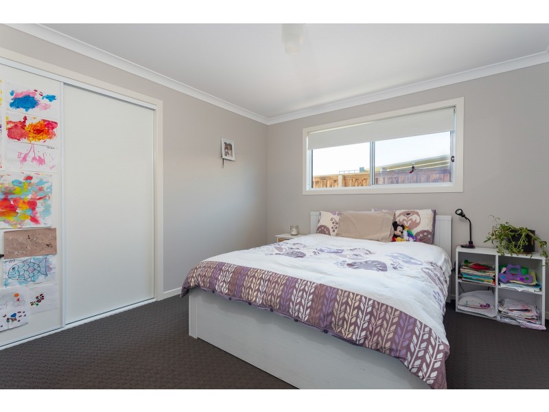 7 John Penn Drive, Tomakin NSW 2537