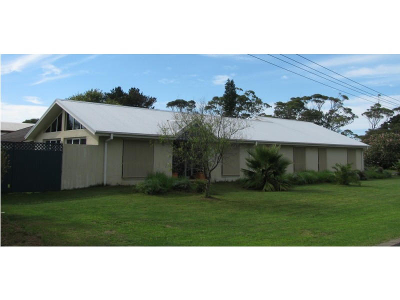 7 Charles Street, Broulee NSW 2537