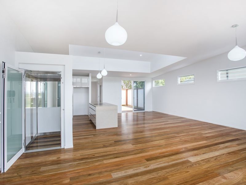 2/101 Coronation Drive, Broulee NSW 2537