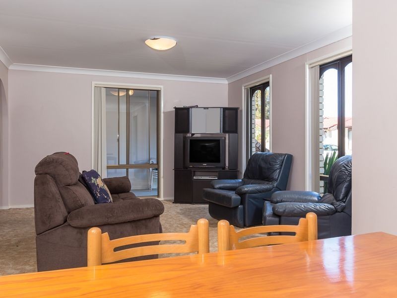 1/4 Sunpatch Parade, Tomakin NSW 2537