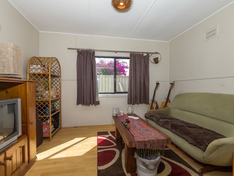 11 Grant Street, Broulee NSW 2537