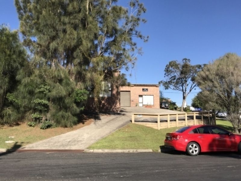 10 Kylie Cres, Batemans Bay NSW 2536