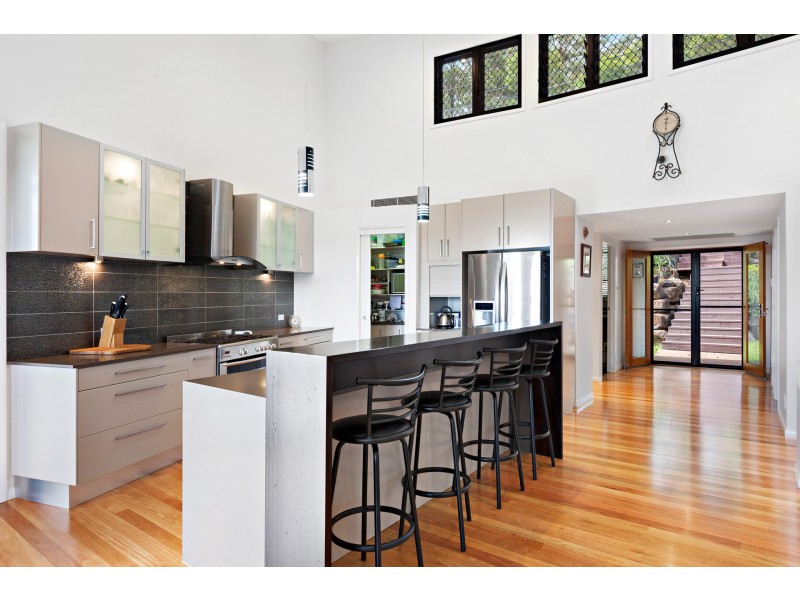 16 Kukulies Court, Currumbin Waters QLD 4223