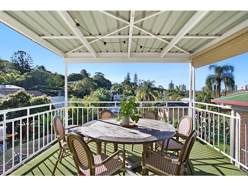 13 Kent Street, Coolangatta QLD 4225