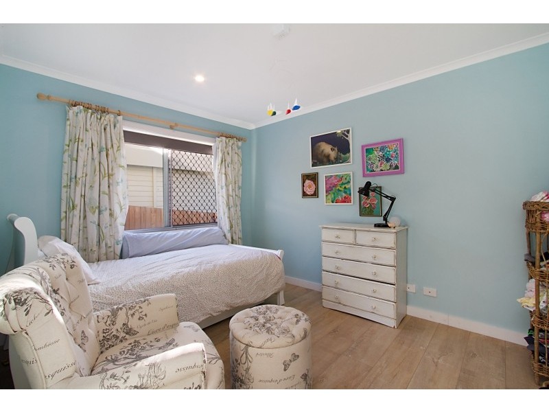 13 Kent Street, Coolangatta QLD 4225