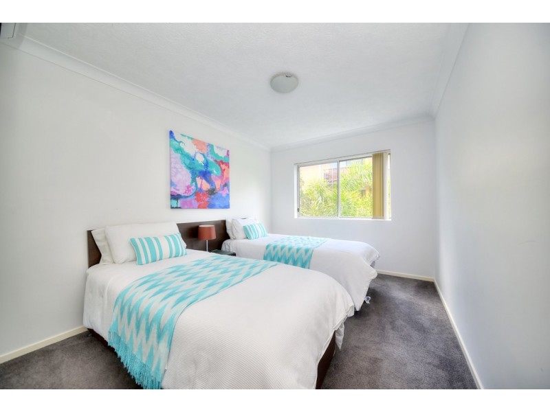 24/2341 Gold Coast Highway, Mermaid Beach QLD 4218