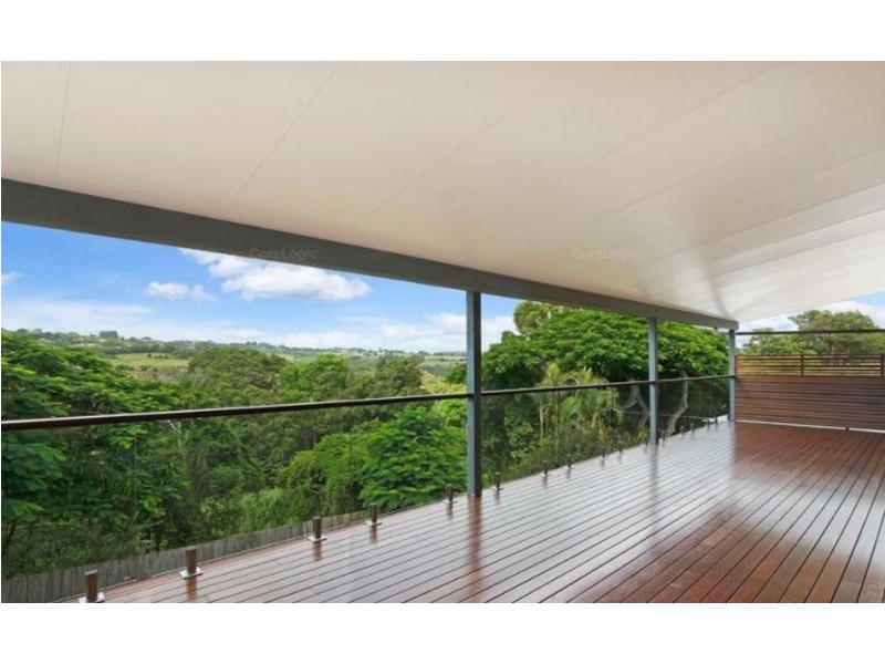 2 Elm Place, Banora Point NSW 2486