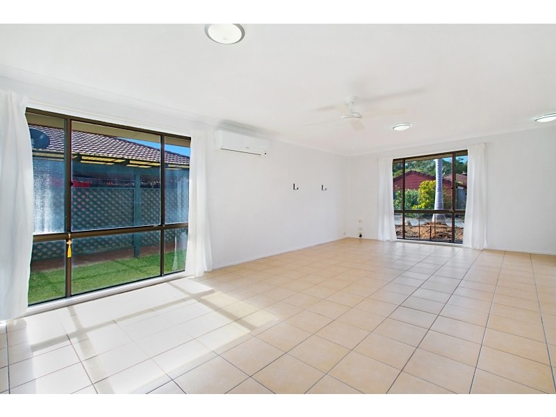 36/12 Landau Court, Miami QLD 4220