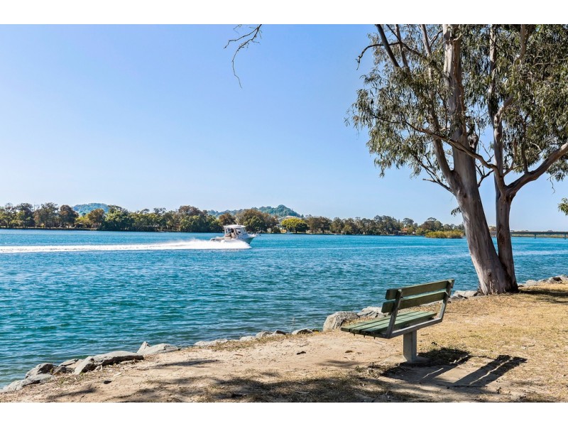 32 Philp Parade, Tweed Heads South NSW 2486