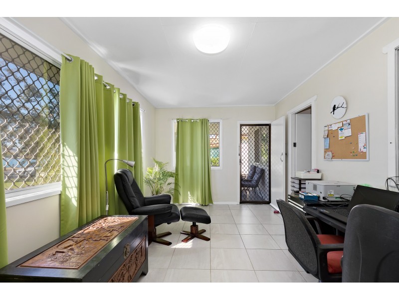 32 Philp Parade, Tweed Heads South NSW 2486