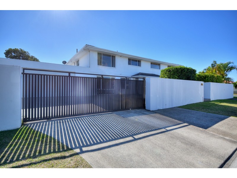 10 Cadence Avenue, Mermaid Waters QLD 4218