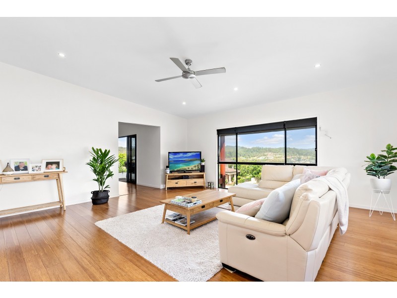 19 Sky Royal Terrace, Burleigh Heads QLD 4220