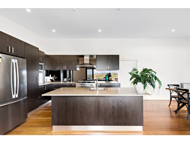 19 Sky Royal Terrace, Burleigh Heads QLD 4220