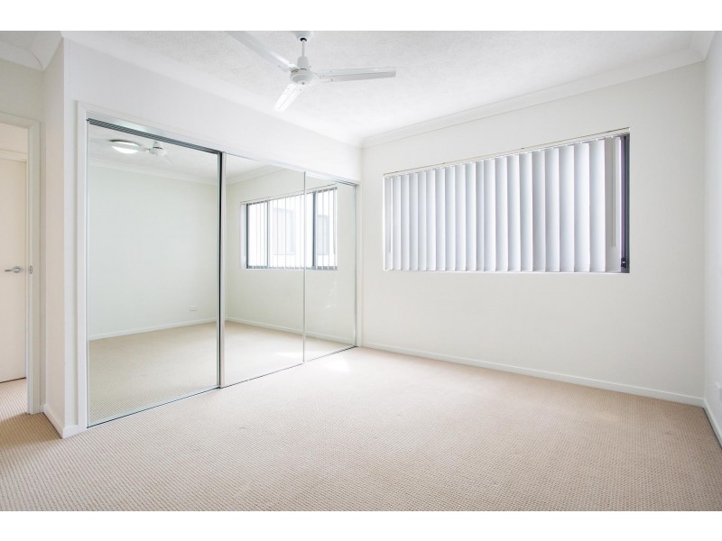 59/2 Acacia Court, Robina QLD 4226