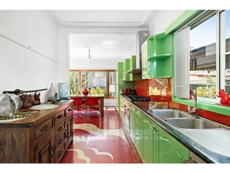 102 Boundary Road, Mortdale NSW 2223