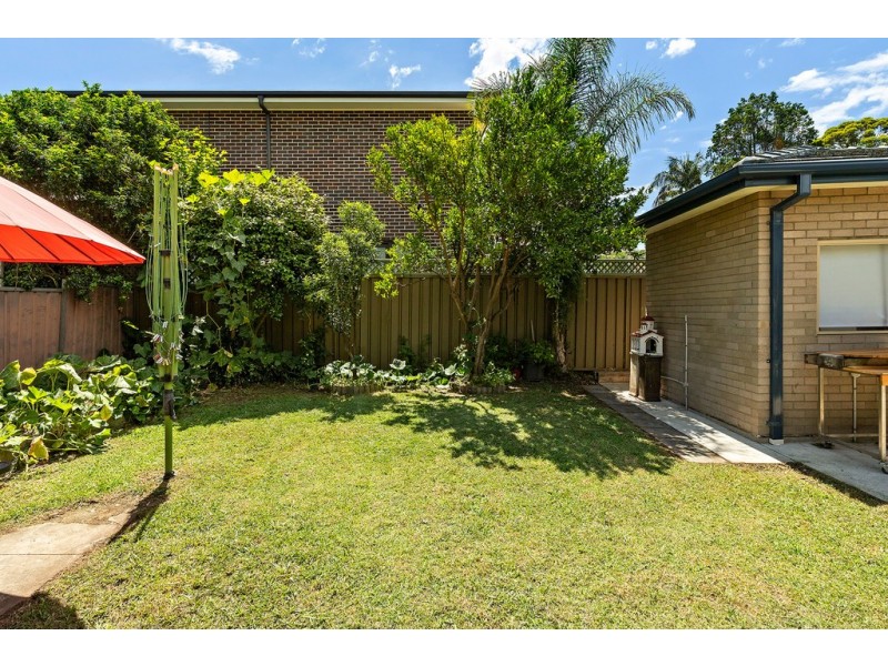 102 Boundary Road, Mortdale NSW 2223