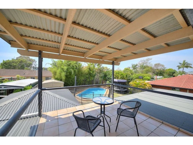 71 Avanti Street, Mermaid Waters QLD 4218