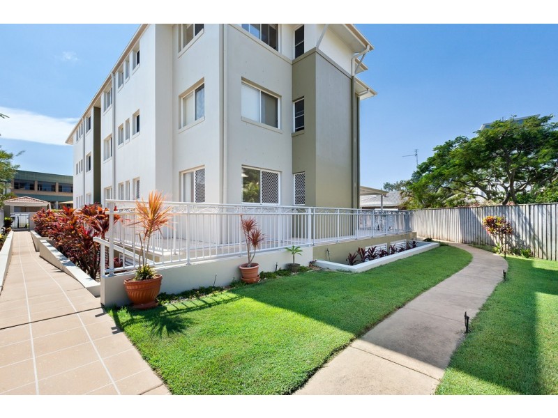 2/18 McGregor Crescent, Tweed Heads NSW 2485
