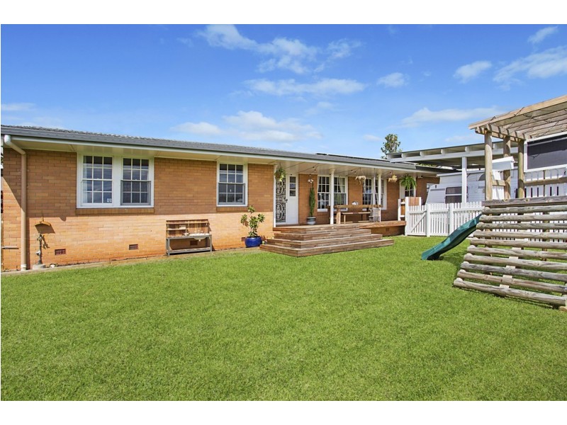 22 Laura Street, Banora Point NSW 2486