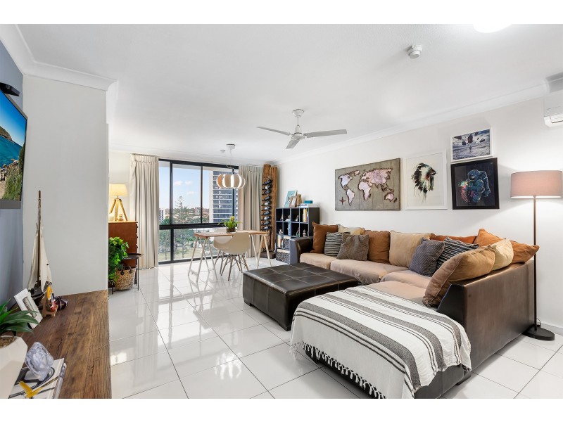 802/70 Remembrance Drive, Surfers Paradise QLD 4217