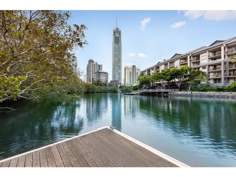 802/70 Remembrance Drive, Surfers Paradise QLD 4217