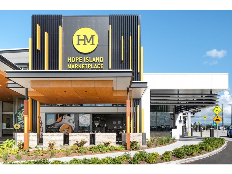 317/3-5 Pendraat Parade, Hope Island QLD 4212