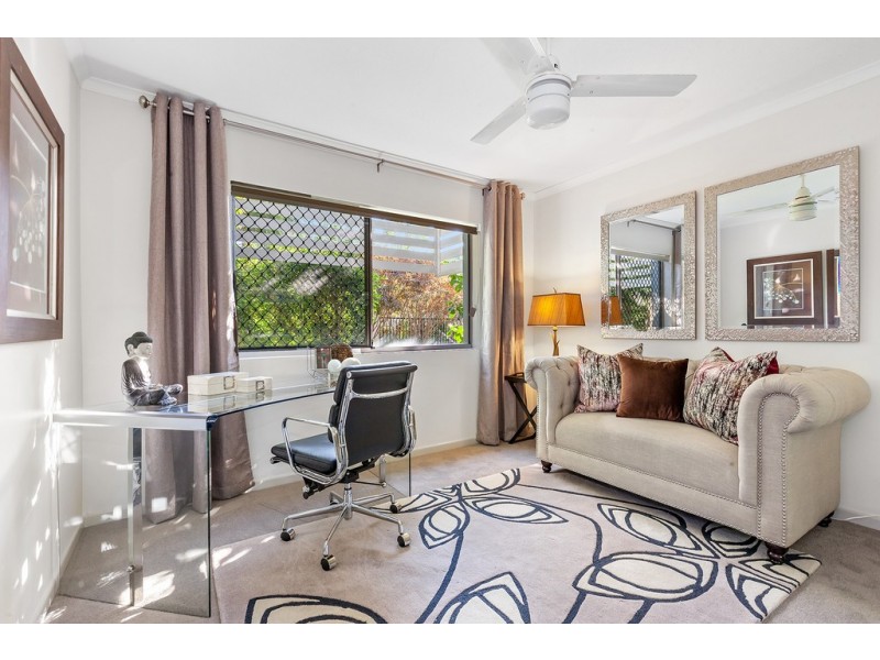 25/1 Riverwalk Avenue, Robina QLD 4226