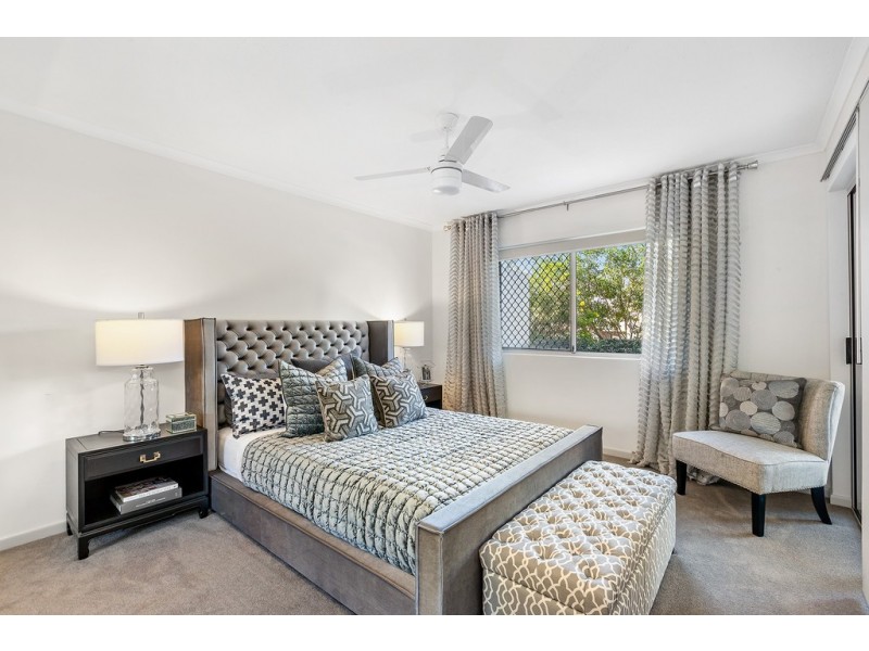 25/1 Riverwalk Avenue, Robina QLD 4226