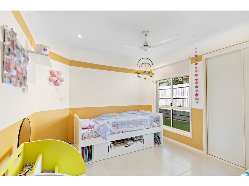4 Greendale Place, Banora Point NSW 2486