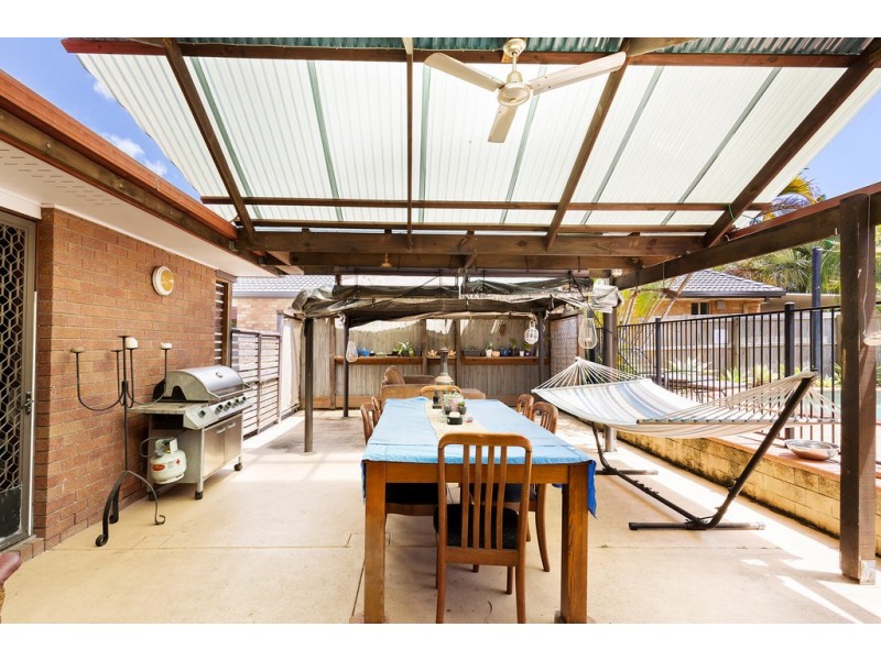 4 Balsa Street, Elanora QLD 4221