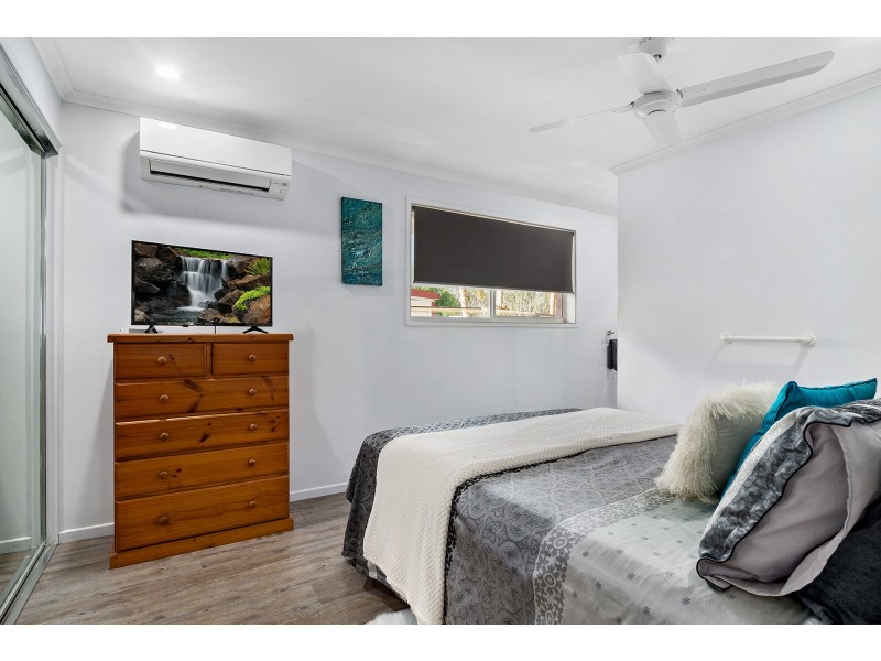 57 Bestmann Road East, Sandstone Point QLD 4511