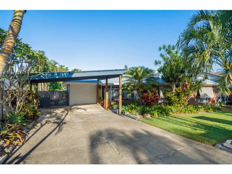 57 Bestmann Road East, Sandstone Point QLD 4511