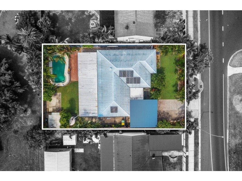 57 Bestmann Road East, Sandstone Point QLD 4511