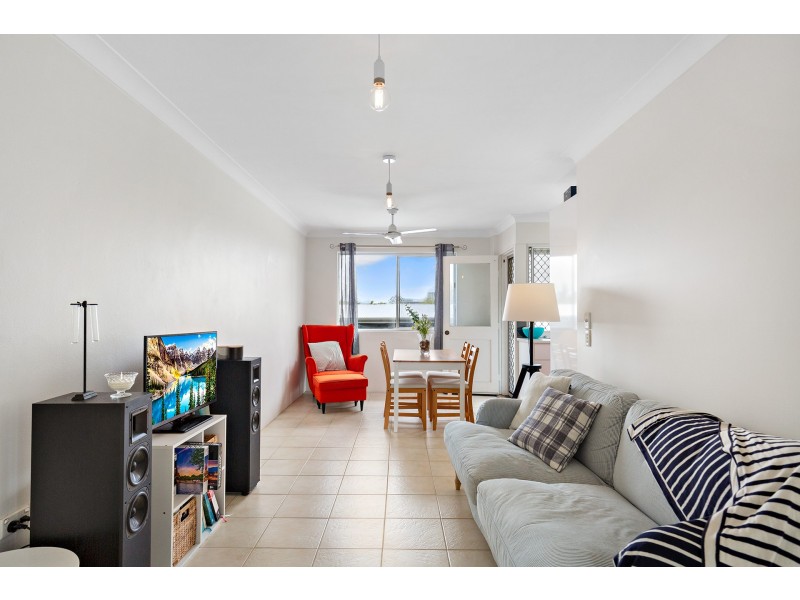 7/28 Coolangatta Road, Coolangatta QLD 4225