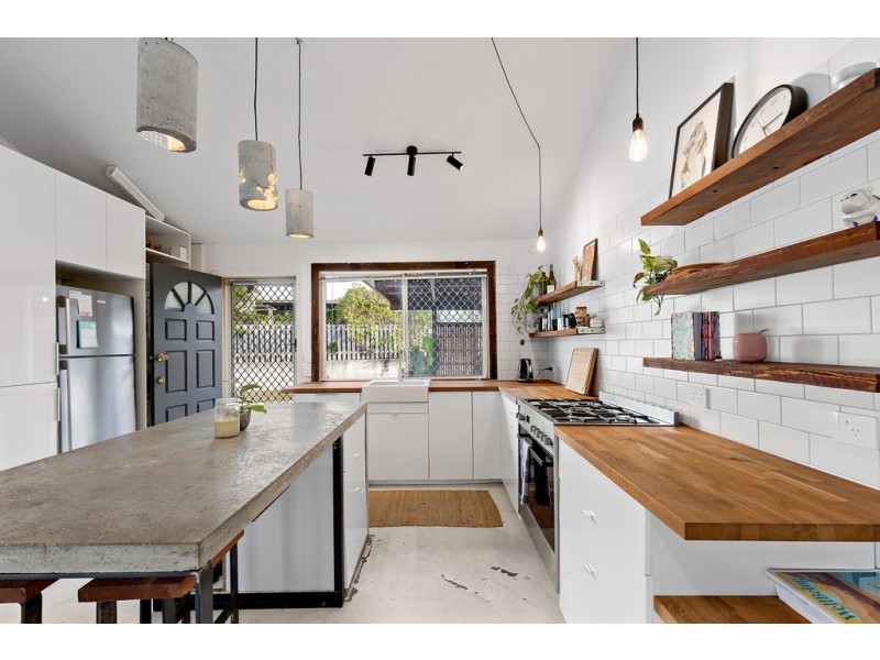 1/64 Mattocks Road, Varsity Lakes QLD 4227