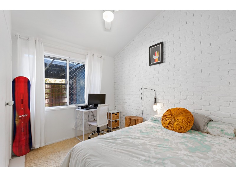 1/64 Mattocks Road, Varsity Lakes QLD 4227