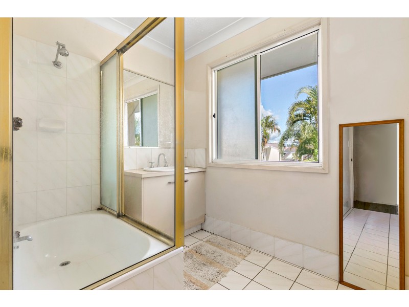 105/2-10 Coolgardie Street, Elanora QLD 4221