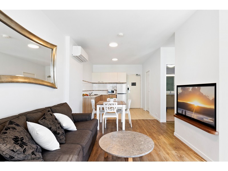 460/99 Griffith Street, Coolangatta QLD 4225