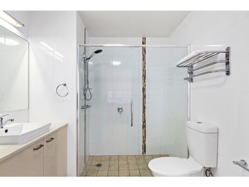 460/99 Griffith Street, Coolangatta QLD 4225