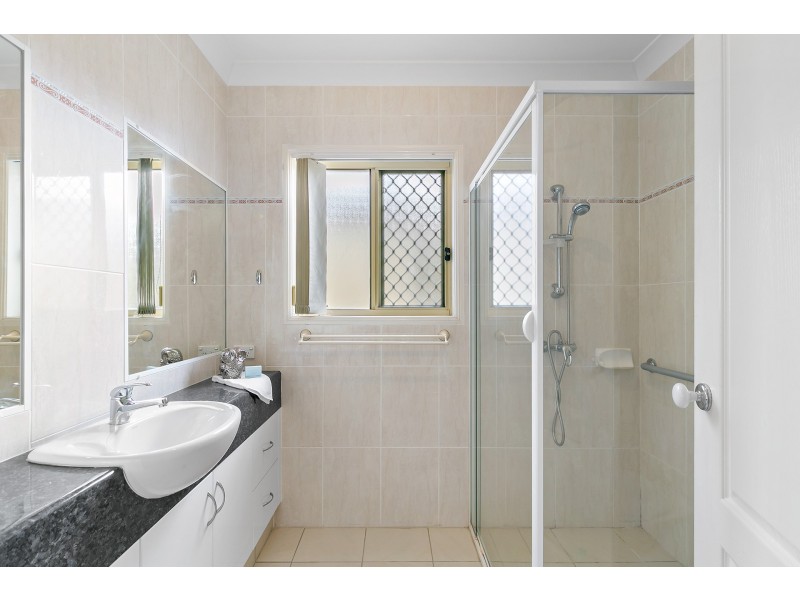 33/174 Galleon Way, Currumbin Waters QLD 4223