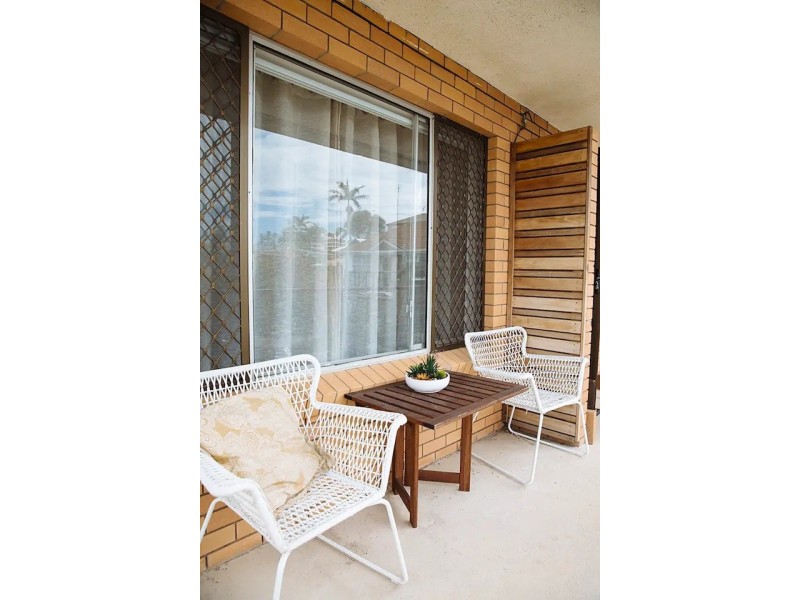 4/61 Mclean Street, Coolangatta QLD 4225