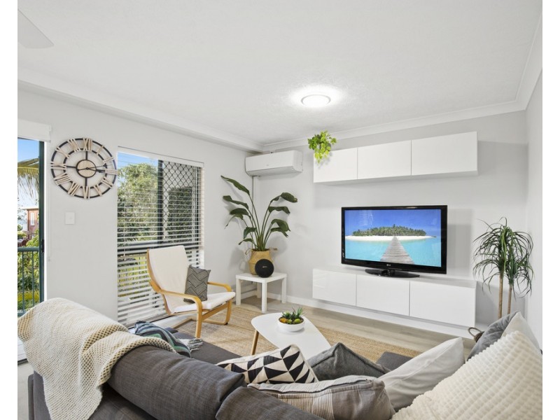 13/143 Golden Four Drive, Bilinga QLD 4225