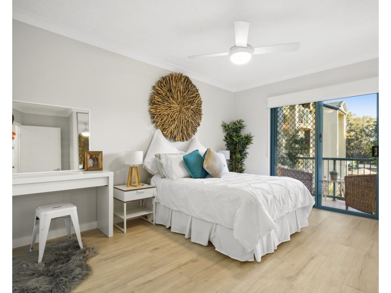 13/143 Golden Four Drive, Bilinga QLD 4225