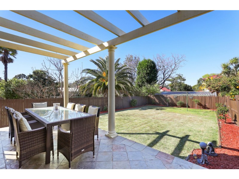 24 Cambridge Street, Willoughby NSW 2068