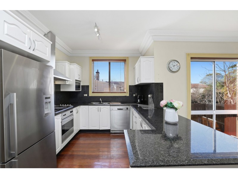 24 Cambridge Street, Willoughby NSW 2068