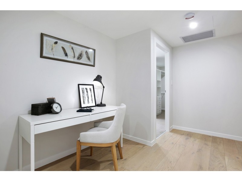 702/567 Pacific Highway, St Leonards NSW 2065